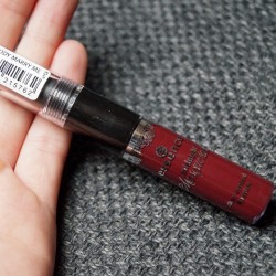 Produktbild zu essence midnight masquerade duo ombré lipstick – Farbe 02 bloody marry me (LE)