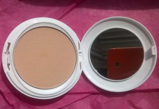 essence get picture ready! long-lasting compact make-up, Farbe: 10 matt ivory