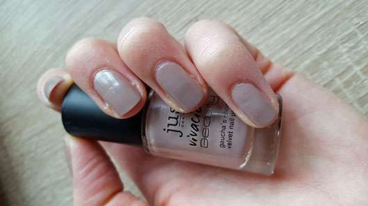 just cosmetics vivacious beauty gaucha's choice velvet nail polish, Farbe: 010 grey trail (LE)-auf den Nägeln