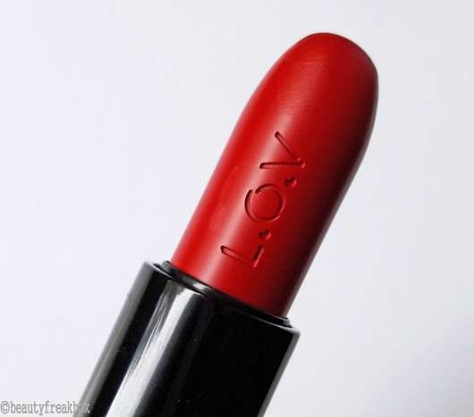 L.O.V LIPaffair Color & Care Lipstick, Farbe: 551 Christina's Red