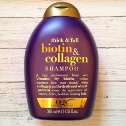 Produktbild zu OGX thick & full biotin & collagen shampoo