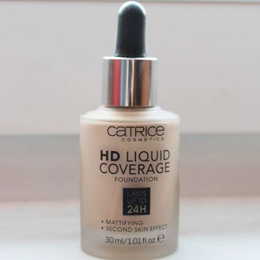 Catrice HD Liquid Coverage Foundation, Farbe: 010 Light Beige Design