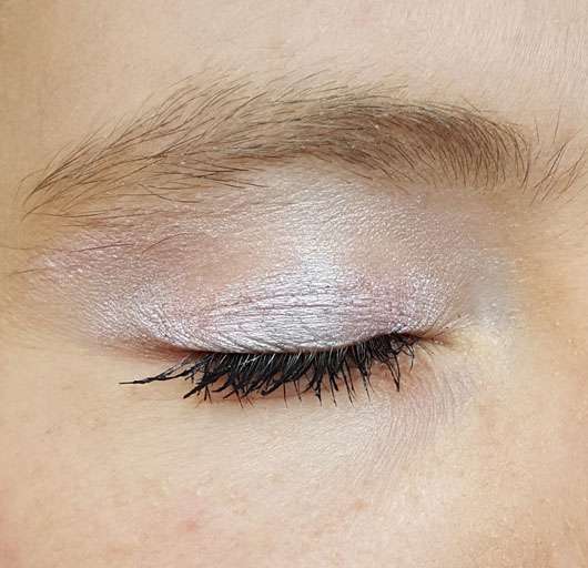 just cosmetics eternal foil effect eye shadow, Farbe: 010 sleeping beauty auf dem Lid