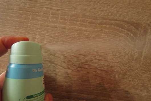 Sprühstrahl des 8×4 Pure Deodorant Sprays
