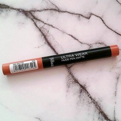 Produktbild zu trend IT UP Ultra Wear Nude Pen Matte – Farbe 020