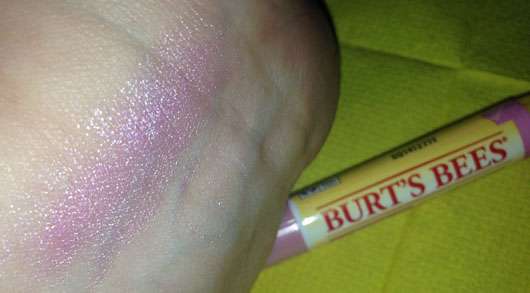 Burt’s Bees Lip Shimmer, Farbe: Guava - Swatch