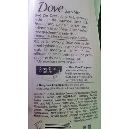 Rückseite der Dove Body Milk Reichhaltige Pflege (Trockene Haut)