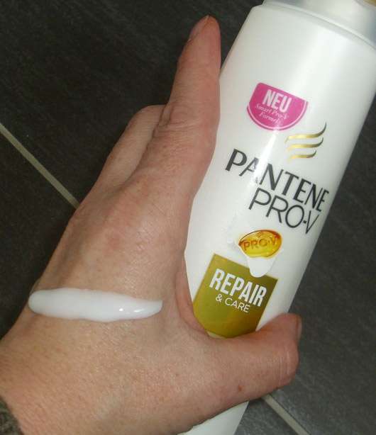 PANTENE PRO-V Repair & Care Shampoo - Konsistenz