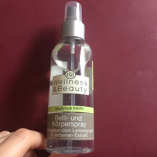 Wellness & Beauty Bett- und Körperspray "taufrisch belebt" Flasche und Design