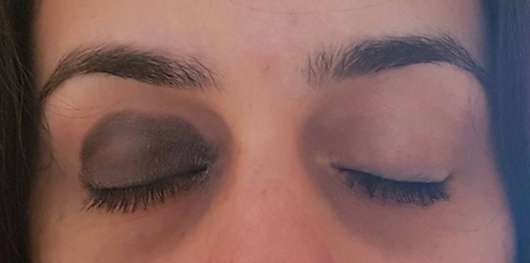 Augen Make-up mit essence all about roses eyeshadow palette