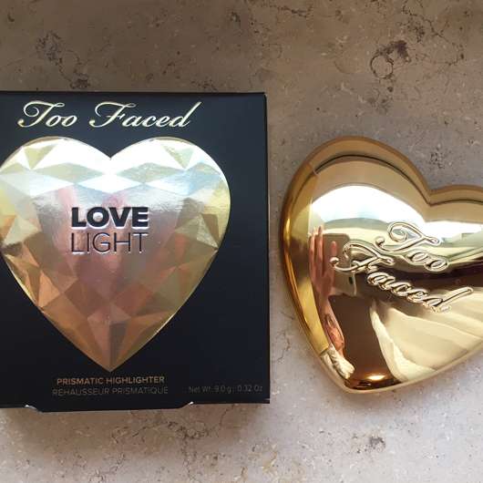 Verpackung vom Too Faced Love Light Highlighter, Farbe: You light up my life
