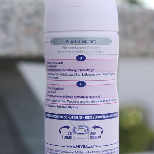 Rückseite der Dose des NIVEA Flower Time! Anti-Transpirant Spray (LE)