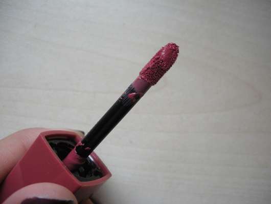 Bourjois Paris Rouge Edition Velvet Lipstick, Farbe: 07 Nude-ist Applikator
