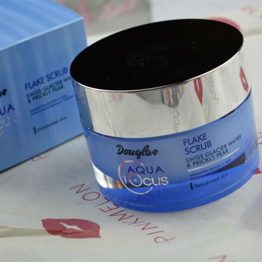 Douglas Aqua Focus Flake Scrub