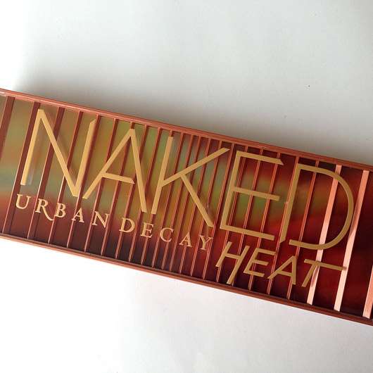 <strong>Urban Decay</strong> Naked Heat Eyeshadow Palette