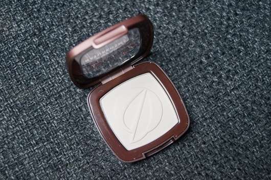 geöffneter Tiegel des Terra Naturi Mono Eyeshadow, Farbe: 01 shell
