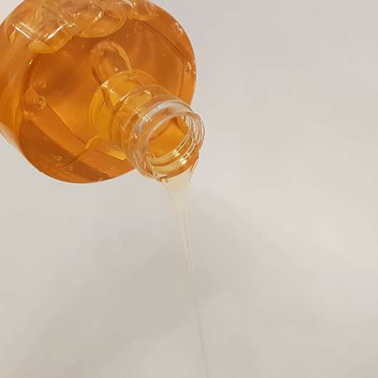 ISANA Verwöhnbad Orange Heaven Dosieröffnung und Farbe