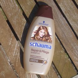 Produktbild zu Schwarzkopf Schauma Repair & Pflege Shampoo