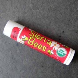 Produktbild zu Sierra Bees Organic Pomegranate Lip Balm