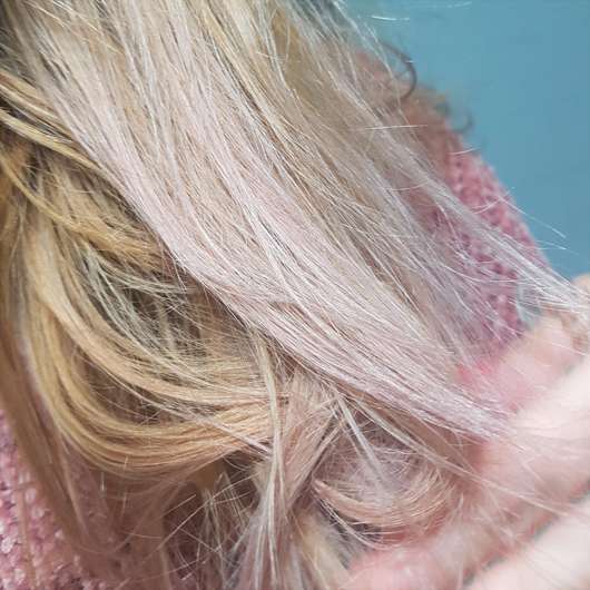 Haare nach Verwendung der Balea COLORNIQUE Color Conditioner, Farbe: Pastel Flamingo 0.64