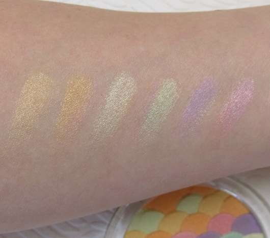 Swatches - essence glow like a mermaid highlighter, Farbe: 10 forever mermaid