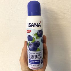 Produktbild zu ISANA Rasierschaum Blueberry Sensation