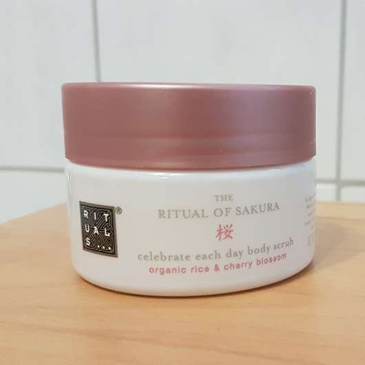 RITUALS The Ritual Of Sakura celebrate each day body scrub