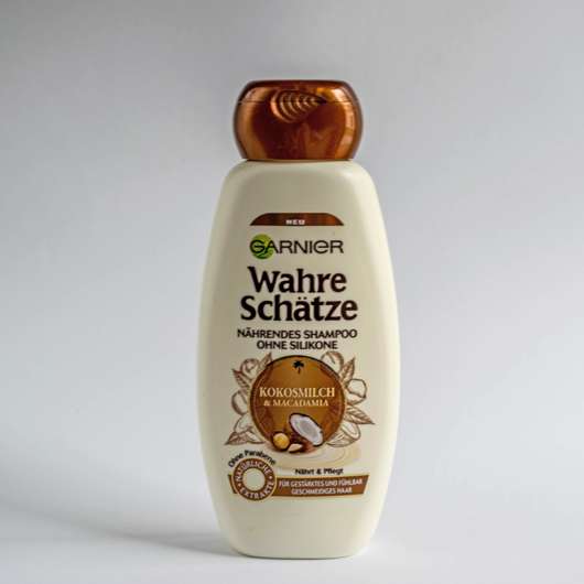 <strong>Garnier Wahre Schätze</strong> Nährendes Shampoo Kokosmilch & Macadamia