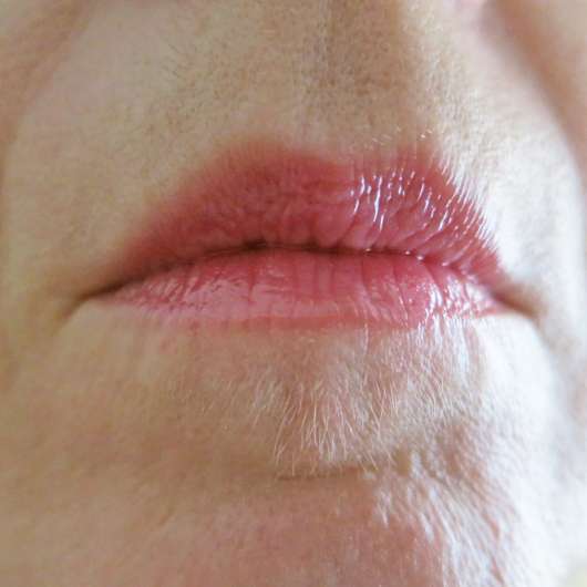 Lippen mit LusciousLips anti-aging lip treatment, Farbe: 328 Pinkalicious