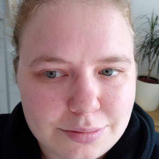 Dr. Hauschka Illuminating Fluid (LE) - Gesicht ohne Fluid Dr. Hauschka Illuminating Fluid (LE) - Gesicht ohne Fluid