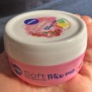 NIVEA Soft Feuchtigkeitscreme Mix Me Berry Charming