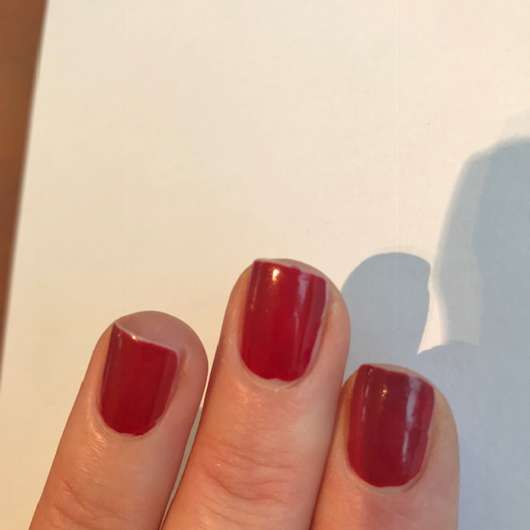 Fingernägel nach einem Tag - Chanel Le Vernis Nail Colour, Farbe: 671 Ecorce Sanguine (LE)
