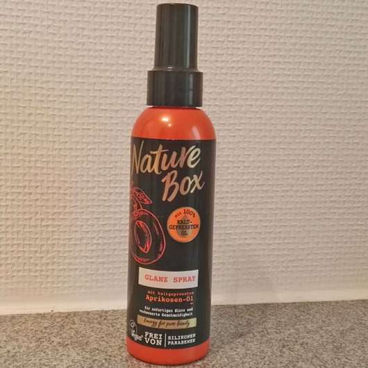 <strong>Nature Box</strong> Glanz Spray mit Aprikosen-Öl