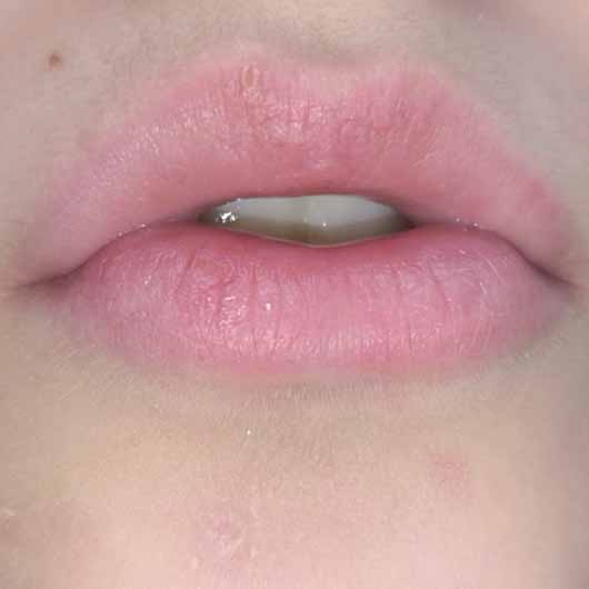 Sleek MakeUP Shattered Glass Lip Topper, Farbe: Hoax (LE) - Lippen ohne Produkt