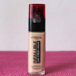 Produktbild zu L’ORÉAL PARiS Infaillible 24H Fresh Wear Foundation – Farbe: 15 Porcelaine