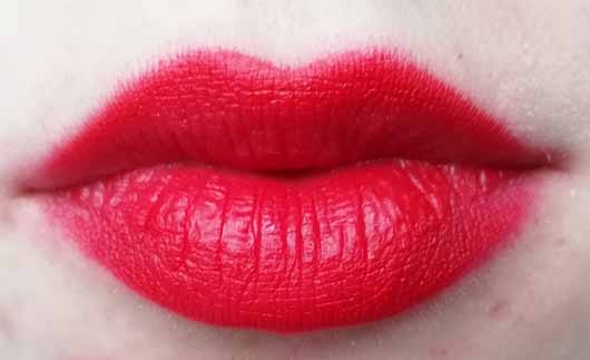 Test - Lippenstift - Maybelline New York Color Sensational Made For All  Lipstick, Farbe: 385 Ruby for Me - Pinkmelon