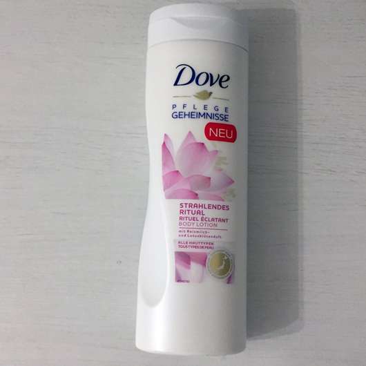 <strong>Dove</strong> Pflege Geheimnisse Strahlendes Ritual Body Lotion