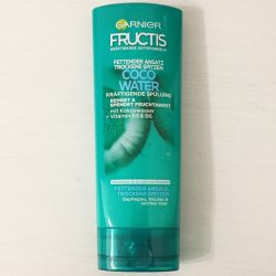 Produktbild zu Garnier Fructis Coco Water Kräftigende Spülung