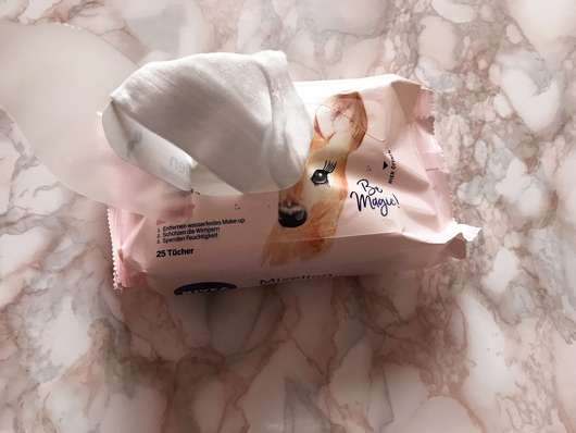 NIVEA Mizellen Reinigungstücher mit Reh-Motiv (LE) - Öffnung