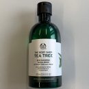 The Body Shop Tea Tree Skin Clearing Facial Wash