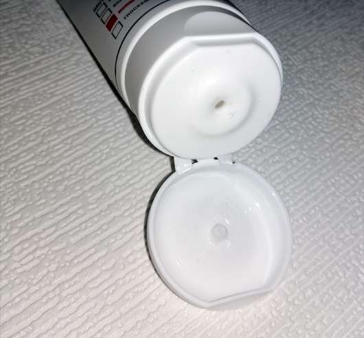 Hansaplast Anti Hornhaut Intensiv-Creme (mit 20% Urea) - Öffnung
