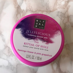 Produktbild zu RITUALS The Ritual of Holi Jellylicious wobbling shower jelly (LE)