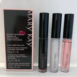 Produktbild zu Mary Kay Ultra Stay Lip Lacquer Kit – Farbe: Plum (LE)