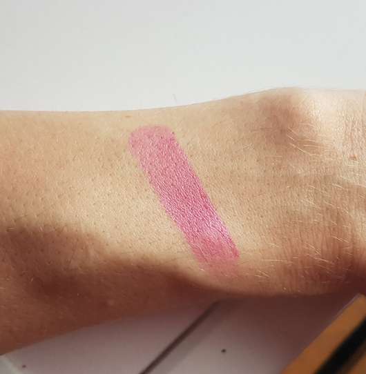 Swatch des KISS Professional New York Luscious Gel Shine Lipstick, Farbe: 14 Incomparably Hot