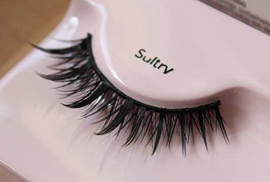 KISS Looks So Natural Lash, Design: Sultry