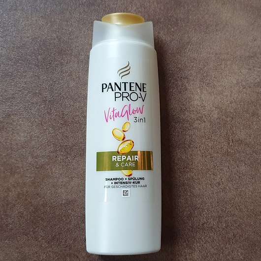 <strong>PANTENE PRO-V</strong> Vita Glow 3in1 Repair & Care Shampoo + Spülung + Kur