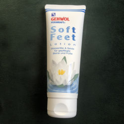 Produktbild zu GEHWOL FUSSKRAFT Soft Feet Lotion Wasserlilie & Seide