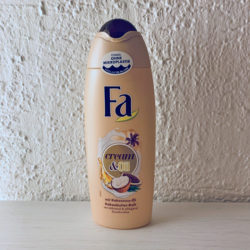 Produktbild zu Fa Cream & Oil Duschcreme mit Kokosnuss-Öl und Kakaobutter-Duft