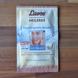 Produktbild zu Luvos Heilerde Feuchtigkeits-Maske mit Mandelöl