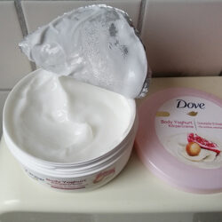 Dove Body Yoghurt Körpercreme Granatapfel- & Sheabutterduft